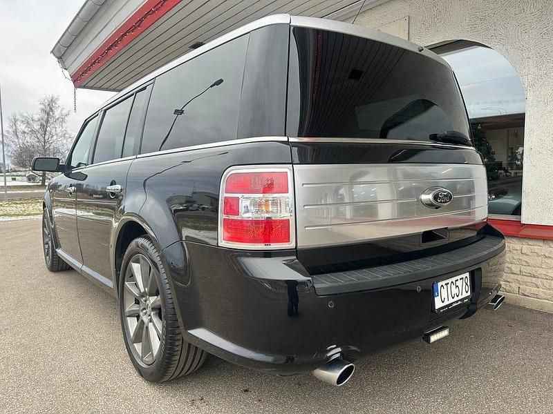 Begagnad Ford Flex Limited 355 HK (261 kW) 2010 Svart SUV