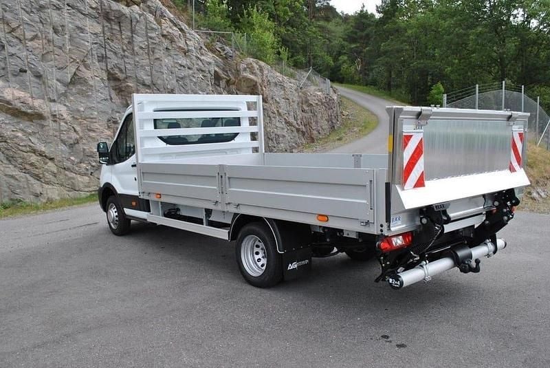 Ny Ford Transit 2025 Vit Pickup