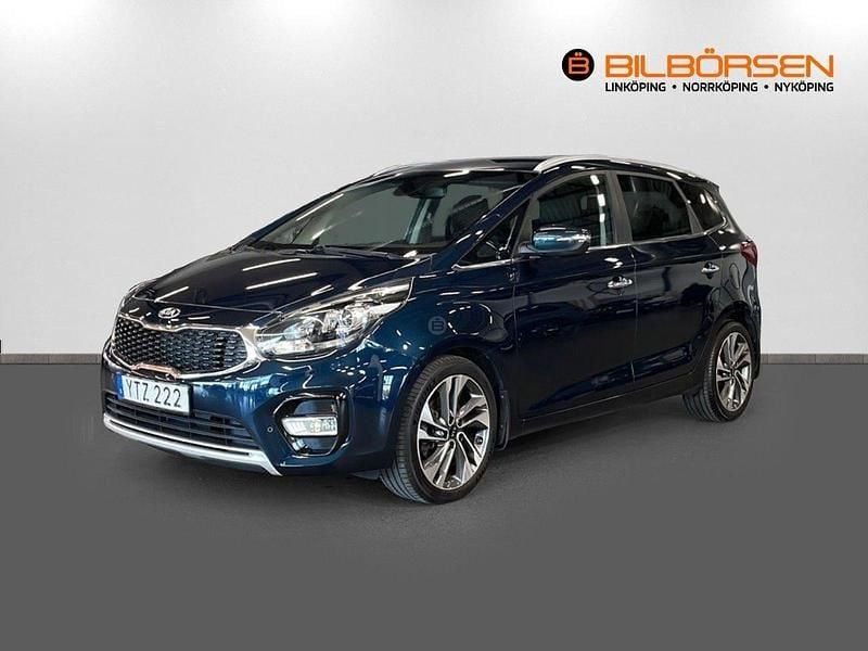 Blå Begagnad 2017 Kia Carens Comfort Minibuss | 159 900 kr (Dyr) - Bild 1/4