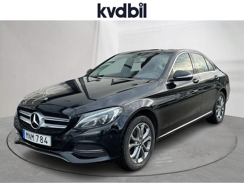 Svart Begagnad 2015 Mercedes C250 Sedan | 192 800 kr (Superpris) - Bild 1/3