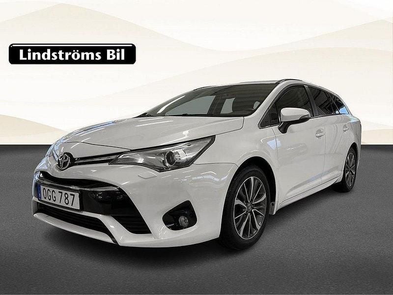 Vit Begagnad 2016 Toyota Avensis Kombi | 169 900 kr (Marknadspris) - Bild 1/3
