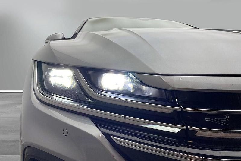 Begagnad VW Arteon R-line 200 HK (147 kW) 2021 Silver Kombi