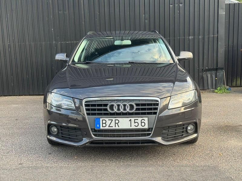Begagnad Audi A4 180 HK (132 kW) 2010 Mörkgrå Kombi