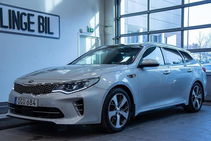 Begagnad Kia Optima Turbo 245 HK (180 kW) 2016 Grå Kombi