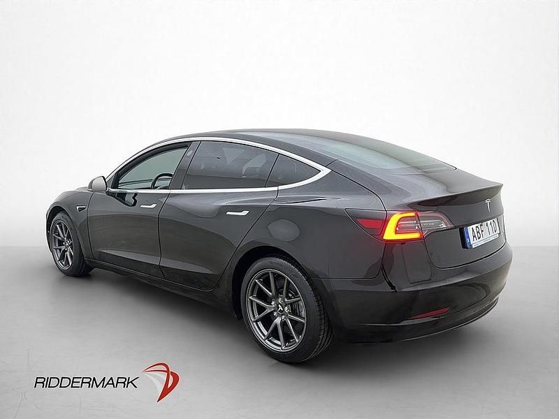 Begagnad Tesla Model 3 Long Range AWD 366 kW (498 HK) 2019 Svart Sedan