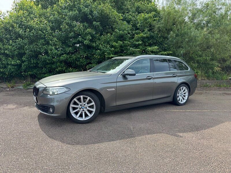Grå Begagnad 2014 BMW 520 Kombi | 115 000 kr (Bra pris) - Bild 1/4