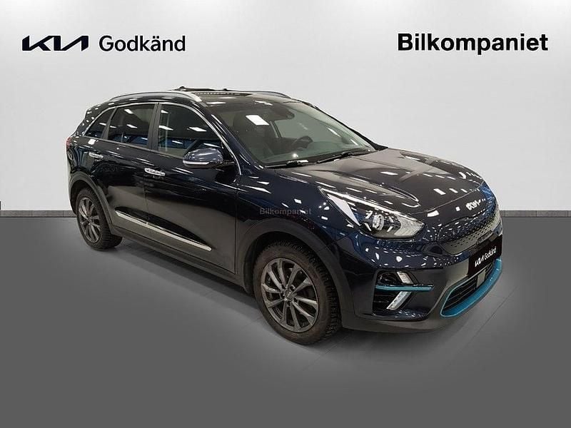 Begagnad Kia e-Niro Advance 150 kW (204 HK) 2021 Blå SUV
