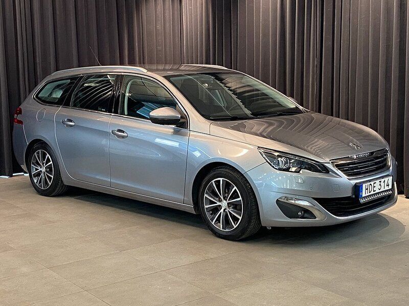 Grå Begagnad 2015 Peugeot 308 Allure Kombi | 74 500 kr (Marknadspris) - Bild 1/4