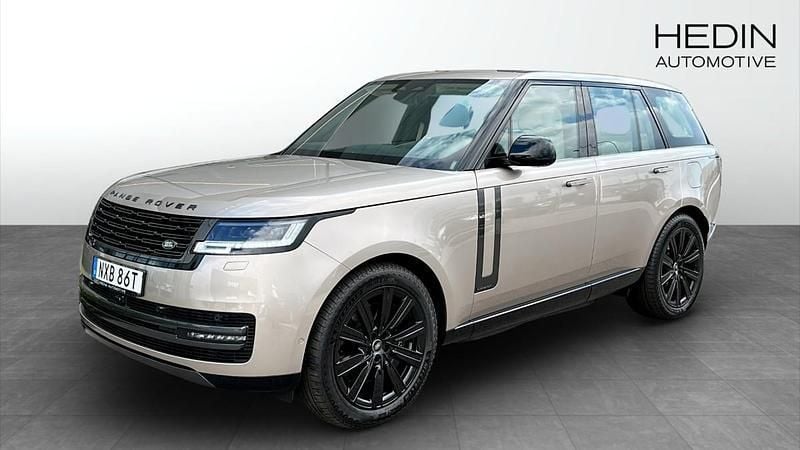 Gul (gold) Begagnad 2025 Land Rover Range Rover Autobiography SUV | 2 177 200 kr - Bild 1/4