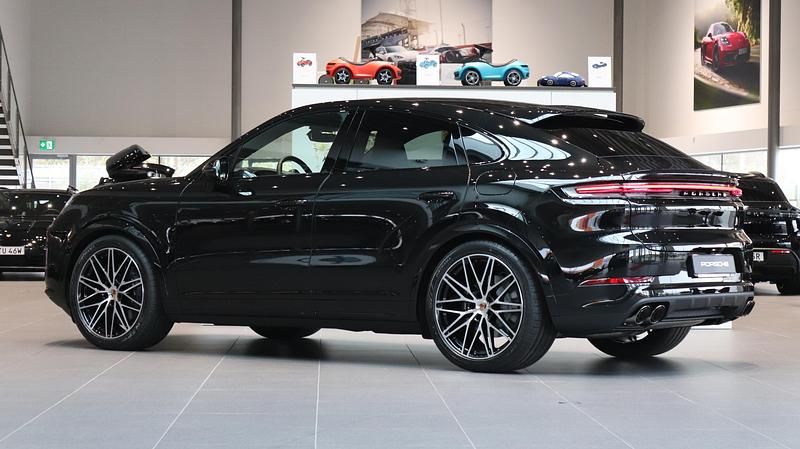 Ny Porsche Cayenne 2026 Svart SUV