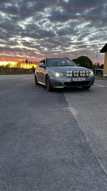 Begagnad 2007 BMW 525 Kombi | 45 000 kr (Marknadspris) - Bild 1/4