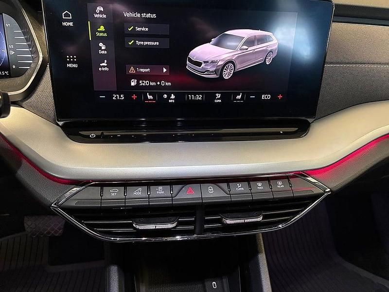 Begagnad Skoda Octavia Style 207 HK (152 kW) 2024 Grå Kombi