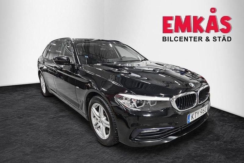 Begagnad BMW 520 Sport Line 190 HK (139 kW) 2018 Svart Kombi