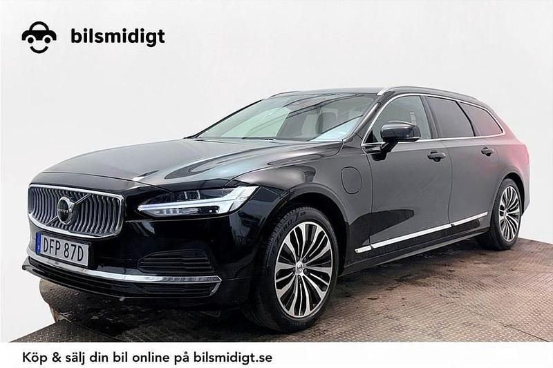 Svart Begagnad 2023 Volvo V90 Momentum Kombi | 299 400 kr (Lite dyr) - Bild 1/3