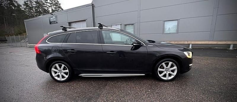 Begagnad 2014 Volvo V60 Kombi | 80 000 kr (Superpris) - Bild 1/4