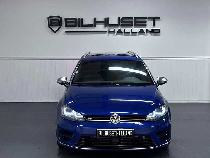 Begagnad VW Golf VII R 301 HK (221 kW) 2016 Blå Kombi