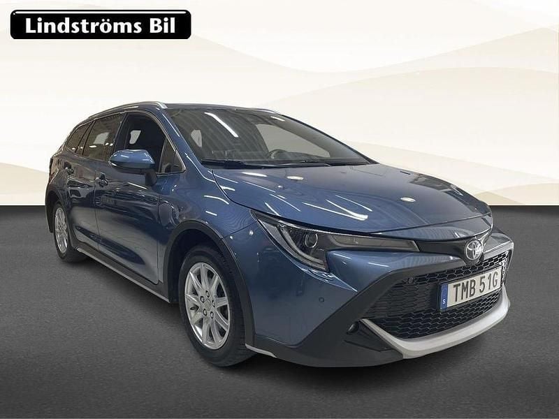Begagnad Toyota Corolla Edition 186 HK (136 kW) 2022 Blå Kombi