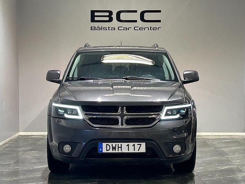 Begagnad Fiat Freemont 170 HK (125 kW) 2014 Grå SUV