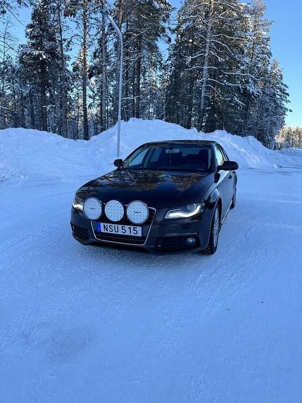 Begagnad 2011 Audi A4 Sedan | 80 000 kr (Bra pris) - Bild 1/4