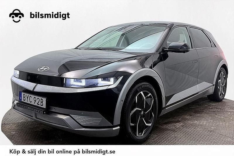 Svart Begagnad 2023 Hyundai Ioniq 5 Advanced SUV | 579 900 kr - Bild 1/3
