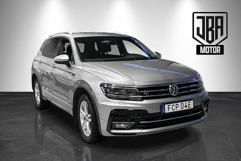Silver Begagnad 2020 VW Tiguan Allspace GT SUV | 319 900 kr (Marknadspris) - Bild 1/4