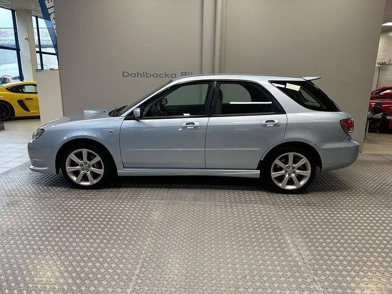 Begagnad Subaru Impreza 230 HK (169 kW) 2006 Ljusblå Kombi