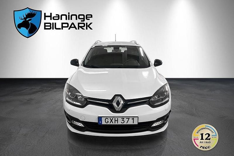 Begagnad Renault Mégane GrandTour LIMITED 116 HK (85 kW) 2015 Vit Kombi