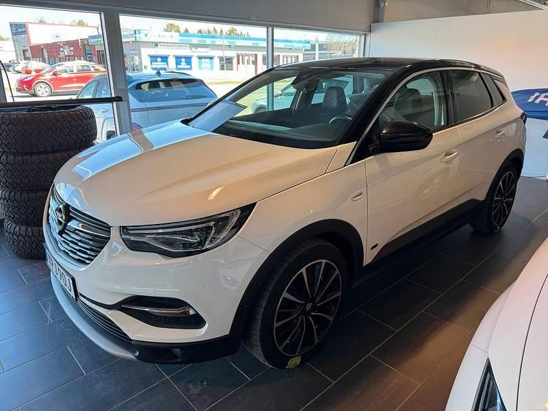 Vit Begagnad 2020 Opel Grandland X Ultimate SUV | 229 000 kr (Marknadspris) - Bild 1/4