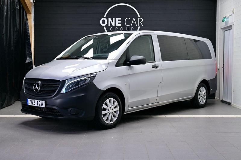 Silver Begagnad 2019 Mercedes Vito Minibuss | 339 900 kr - Bild 1/4