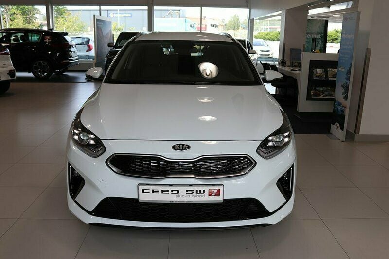 Begagnad Kia Ceed Sportswagon Advance 141 HK (103 kW) 2021 Kombi