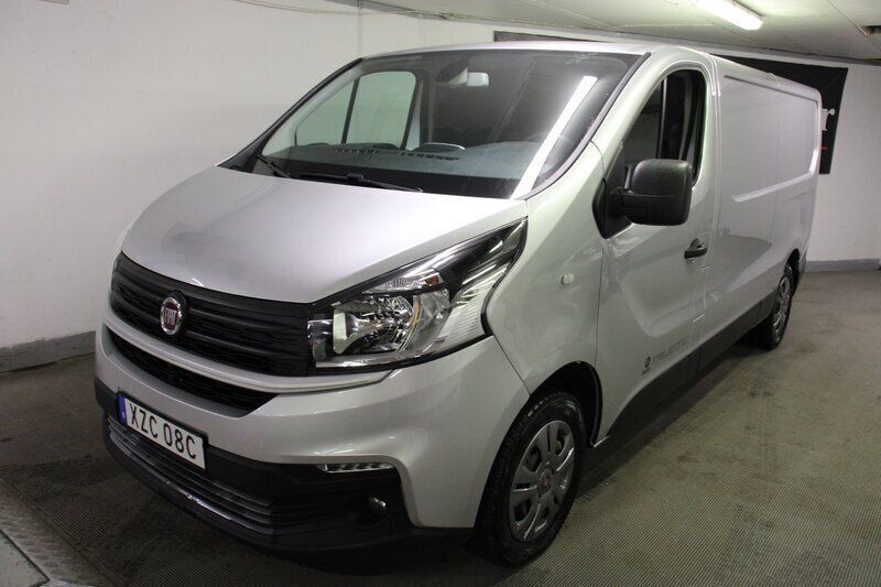 Grå Begagnad 2019 Fiat Talento Van | 169 900 kr (Marknadspris) - Bild 1/4