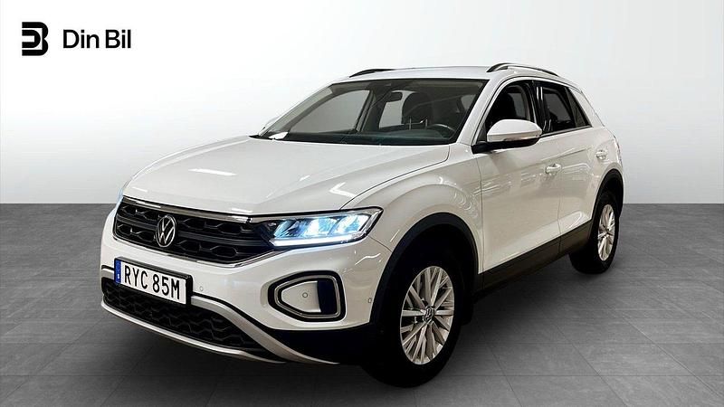 Vit Begagnad 2022 VW T-Roc Life SUV | 264 900 kr (Marknadspris) - Bild 1/4