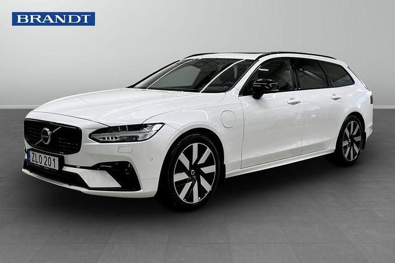 Vit Begagnad 2025 Volvo V90 Plus Kombi | 499 900 kr - Bild 1/4