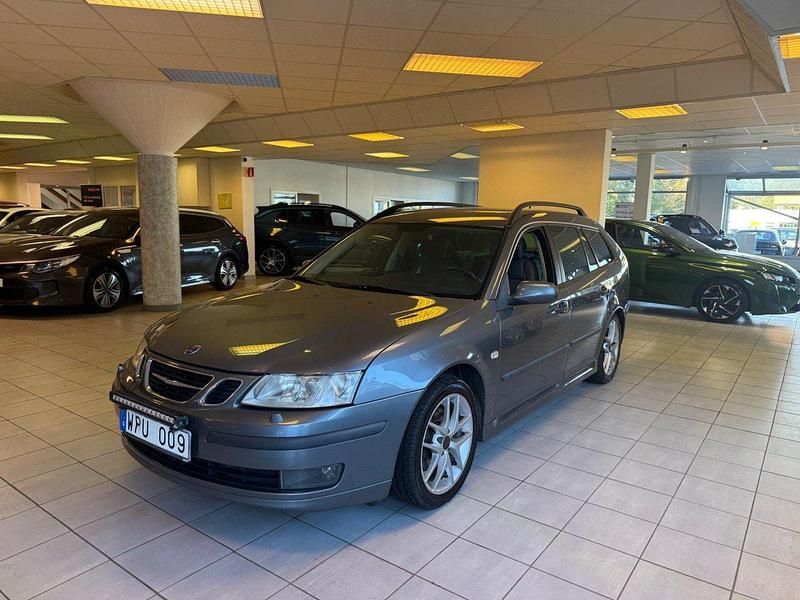 Grå Begagnad 2006 Saab 9-3 Vector Kombi | 49 900 kr (Lite dyr) - Bild 1/4