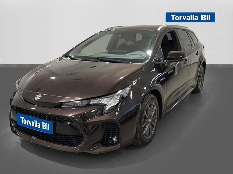 Brun Begagnad 2022 Suzuki Swace Kombi | 224 900 kr (Bra pris) - Bild 1/4