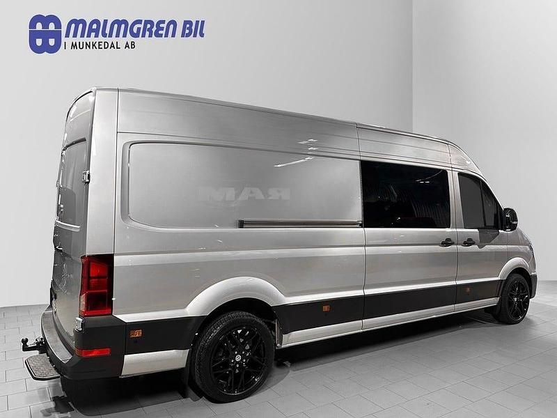 Begagnad VW Crafter 177 HK (130 kW) 2023 Silvermetallic Van