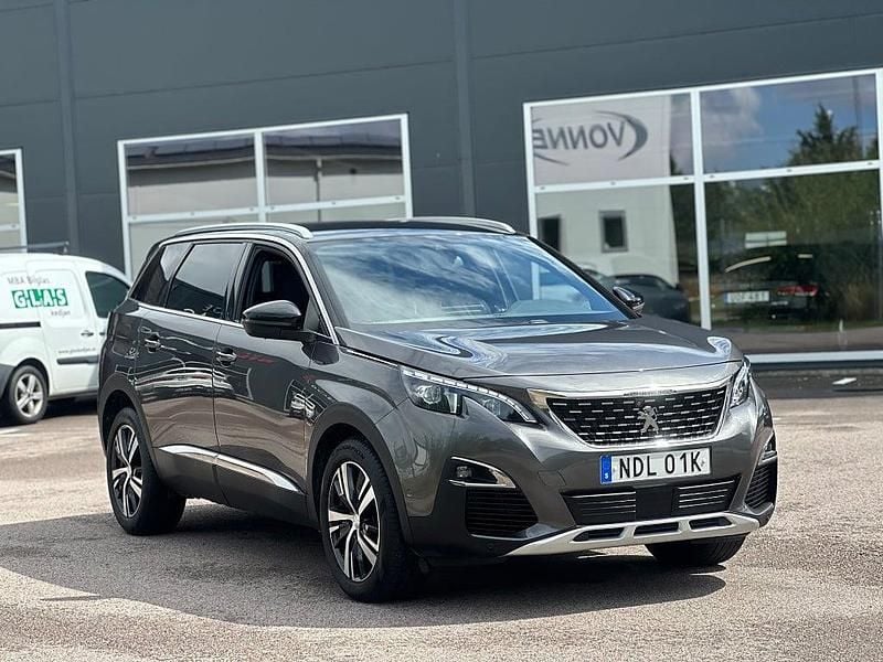 Begagnad Peugeot 5008 GT-line 181 HK (133 kW) 2019 Grå Minibuss
