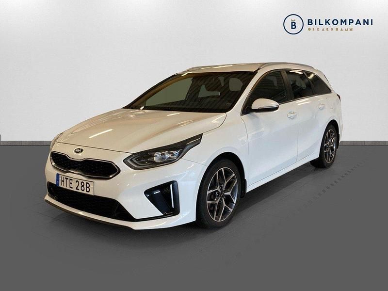 Vit Begagnad 2019 Kia Ceed Sportswagon GT-Line Kombi | 179 900 kr (Marknadspris) - Bild 1/4