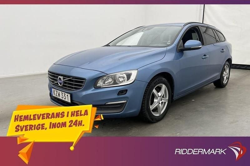 Blå Begagnad 2015 Volvo V60 Kombi | 79 800 kr (Marknadspris) - Bild 1/3