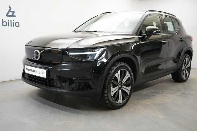 Begagnad 2023 Volvo XC40 SUV | 349 900 kr (Marknadspris) - Bild 1/4