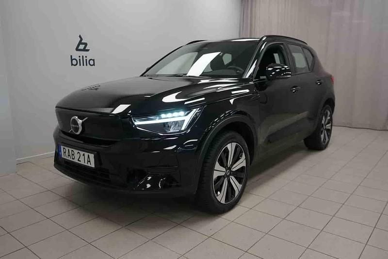 Svart Begagnad 2023 Volvo XC40 Single Motor SUV | 344 900 kr - Bild 1/1