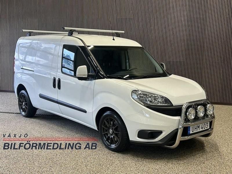Begagnad Fiat Doblò 105 HK (77 kW) 2015 Vit Minibuss