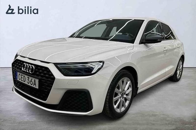 Vit Begagnad 2021 Audi A1 Sportback Halvkombi | 192 500 kr (Marknadspris) - Bild 1/1