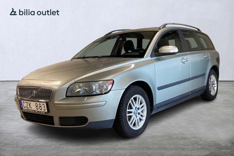 Ljusgrön Begagnad 2006 Volvo V50 Kinetic Kombi | 39 900 kr (Marknadspris) - Bild 1/1