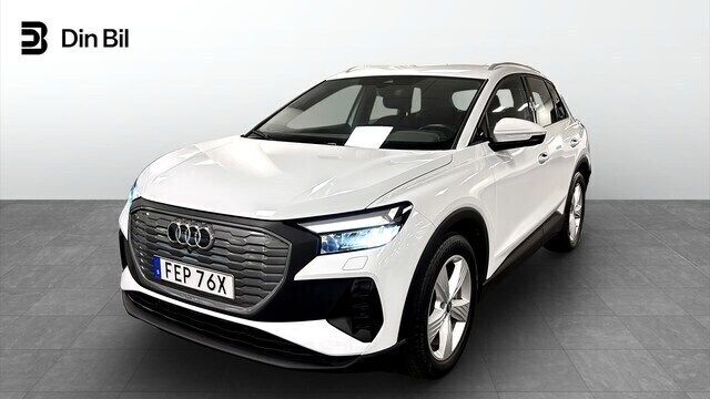 Glaciärvit metallic Begagnad 2021 Audi Q4 e-tron Proline SUV | 349 000 kr (Marknadspris) - Bild 1/3
