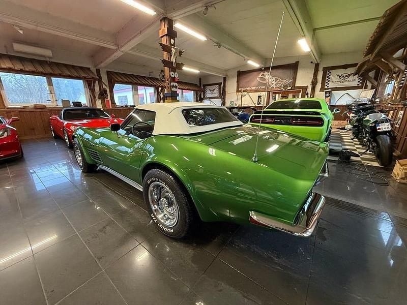 Begagnad Chevrolet Corvette C3 203 HK (149 kW) 1972 Elkenhart gren Cab