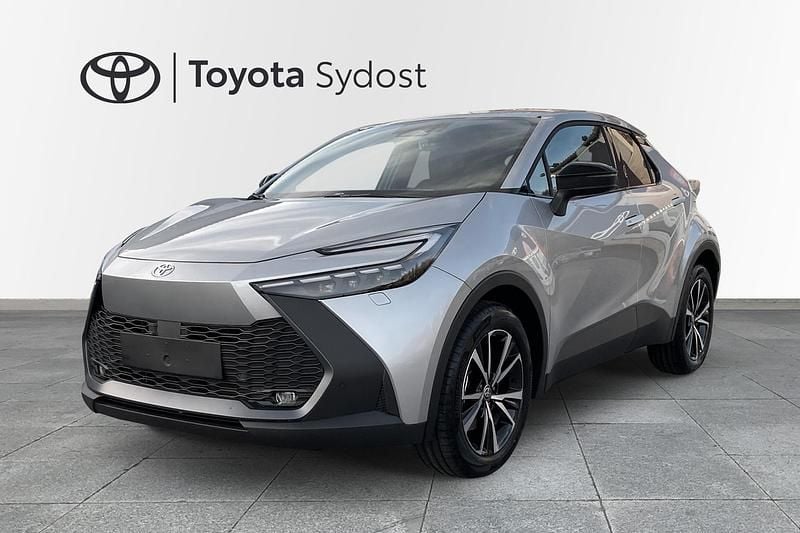 Ny Toyota C-HR Style 226 HK (166 kW) 2025 Silver SUV