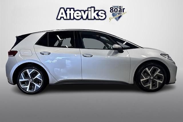 Begagnad VW ID.3 Pro Performance 152 kW (207 HK) 2023 Silver Halvkombi
