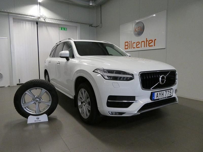 Vit Begagnad 2018 Volvo XC90 SUV | 319 900 kr (Bra pris) - Bild 1/3
