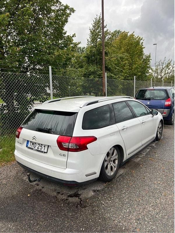 Vit Begagnad 2011 Citroën C5 Kombi | 19 000 kr (Superpris) - Bild 1/4